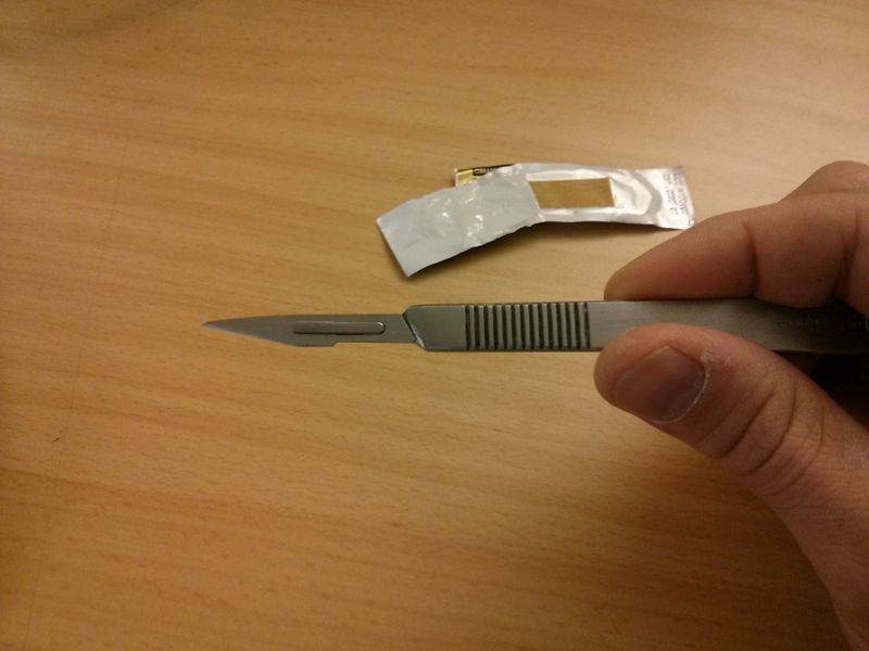 Datei:Skalpell - Klinge tauschen 6.jpg