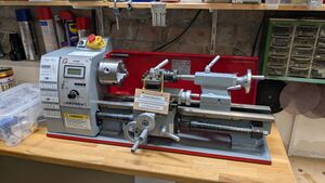 Holzmann Drehmaschine ED 400FD.jpg