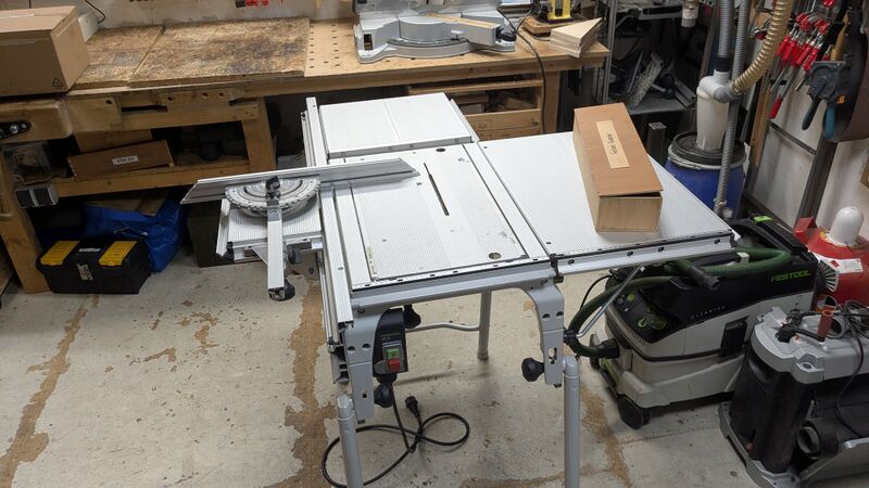 Datei:Festool CMS Zubehör 01.jpg